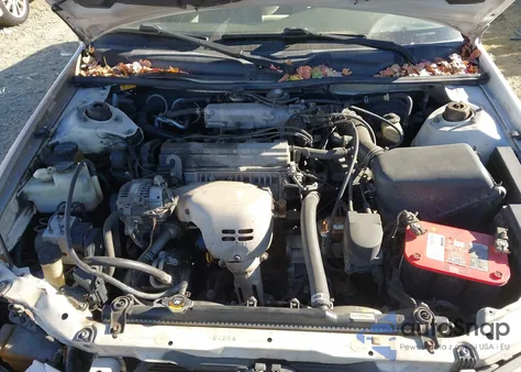 1999 Toyota Camry Le из США, поврежденный, VIN 4T1BG22K9XU877308